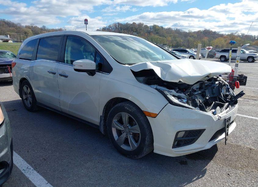 2018 Honda Odyssey EX-L (VIN 5FNRL6H73JB001973) main photo