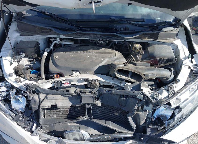 Photo 10 of 2018 Honda Odyssey EX-L (VIN 5FNRL6H73JB001973)