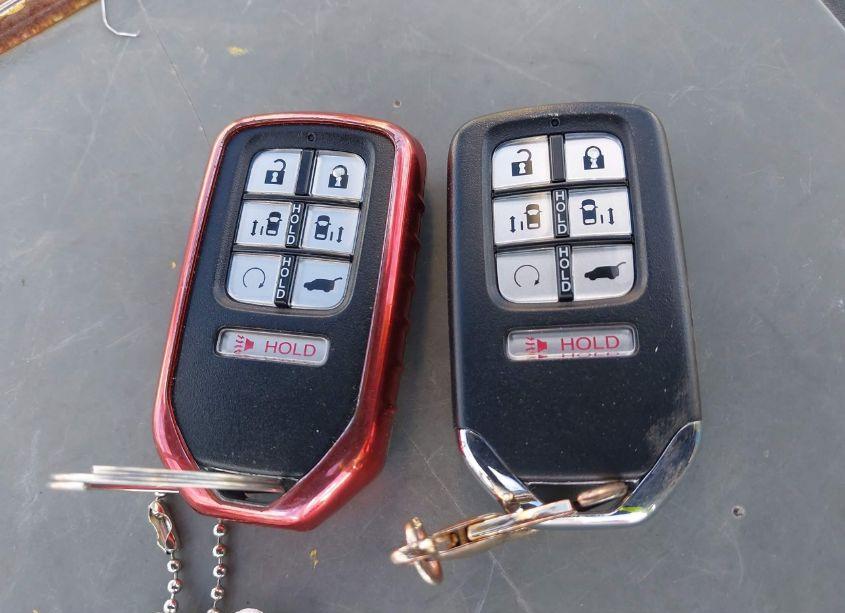 Photo 11 of 2018 Honda Odyssey EX-L (VIN 5FNRL6H73JB001973)