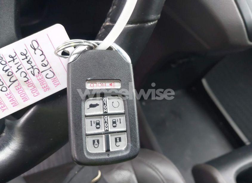 Photo 11 of 2018 Honda Odyssey EX-L (VIN 5FNRL6H73JB039588)