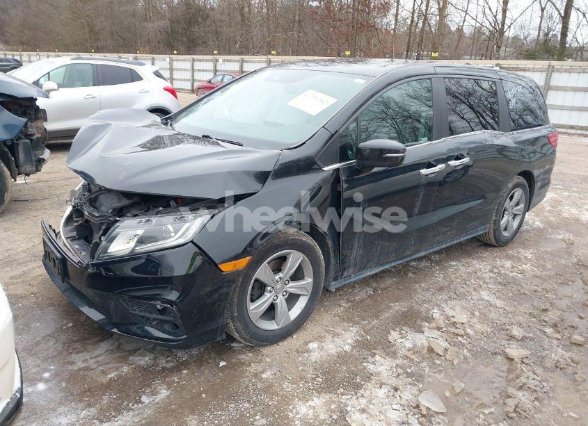 Photo 2 of 2019 Honda Odyssey EX-L (VIN 5FNRL6H73KB081714)