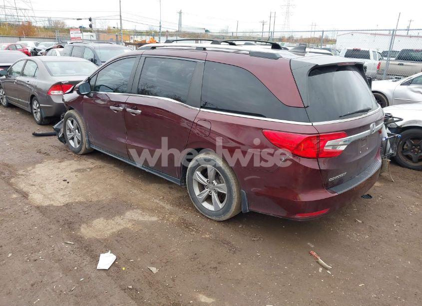 Photo 3 of 2019 Honda Odyssey EX-L (VIN 5FNRL6H73KB111195)