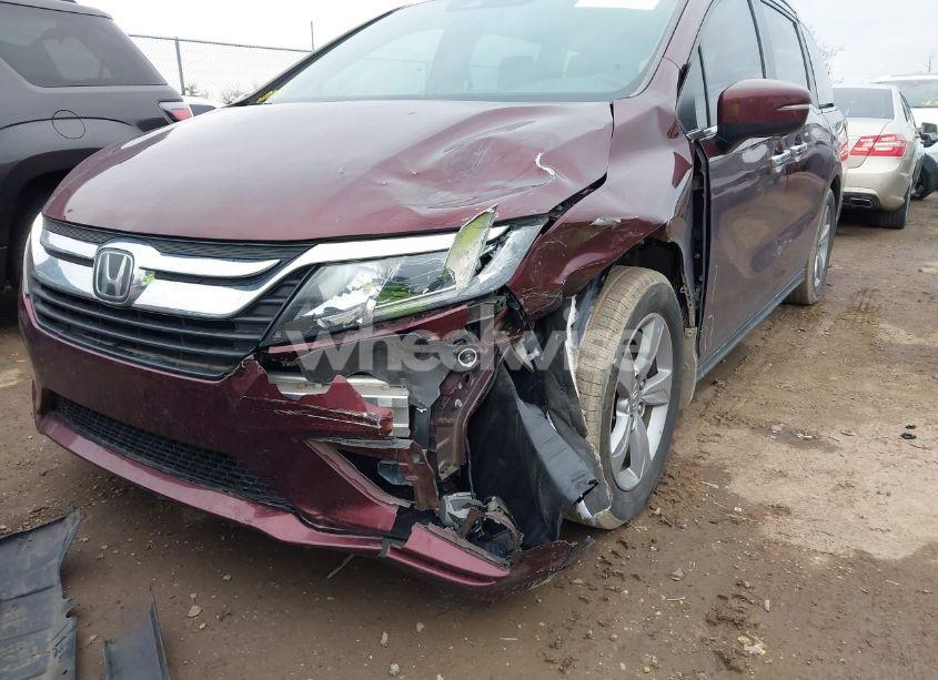 Photo 6 of 2019 Honda Odyssey EX-L (VIN 5FNRL6H73KB111195)