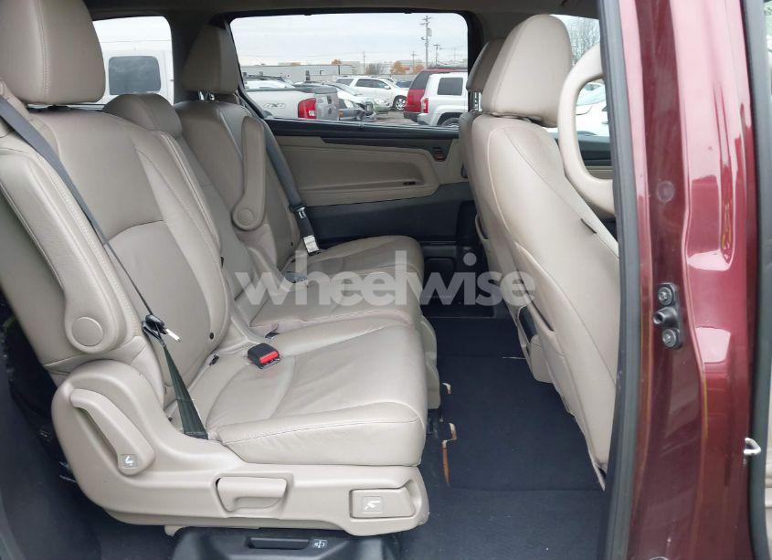 Photo 8 of 2019 Honda Odyssey EX-L (VIN 5FNRL6H73KB111195)