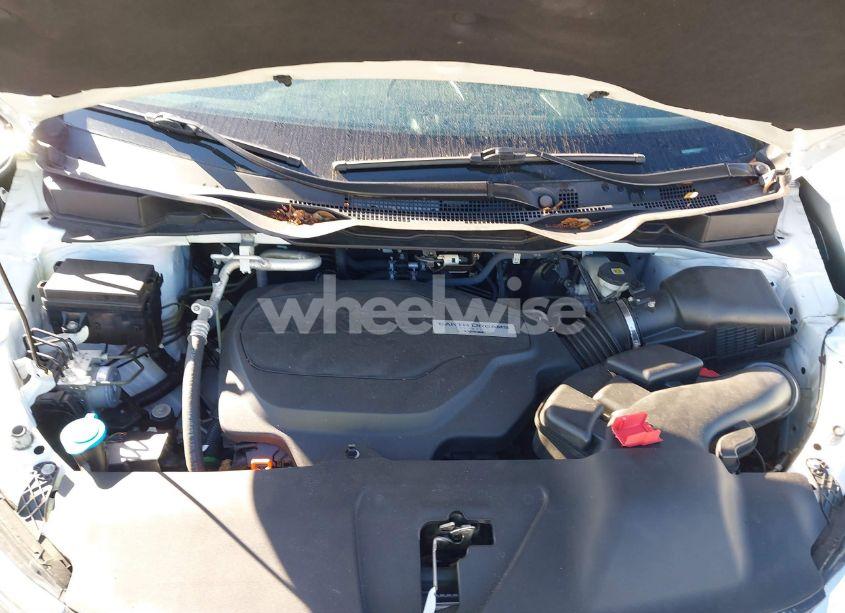 Photo 10 of 2020 Honda Odyssey (VIN 5FNRL6H73LB010076)