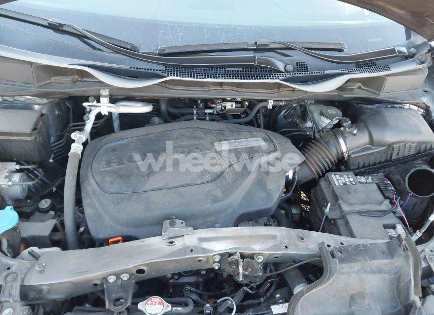 Photo 10 of 2020 Honda Odyssey EX-L/EX-L W/NAVI RES (VIN 5FNRL6H73LB021109)