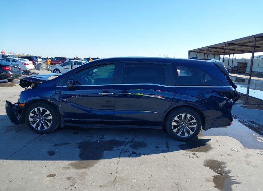 Photo 15 of 2021 Honda Odyssey EX-L (VIN 5FNRL6H73MB016025)