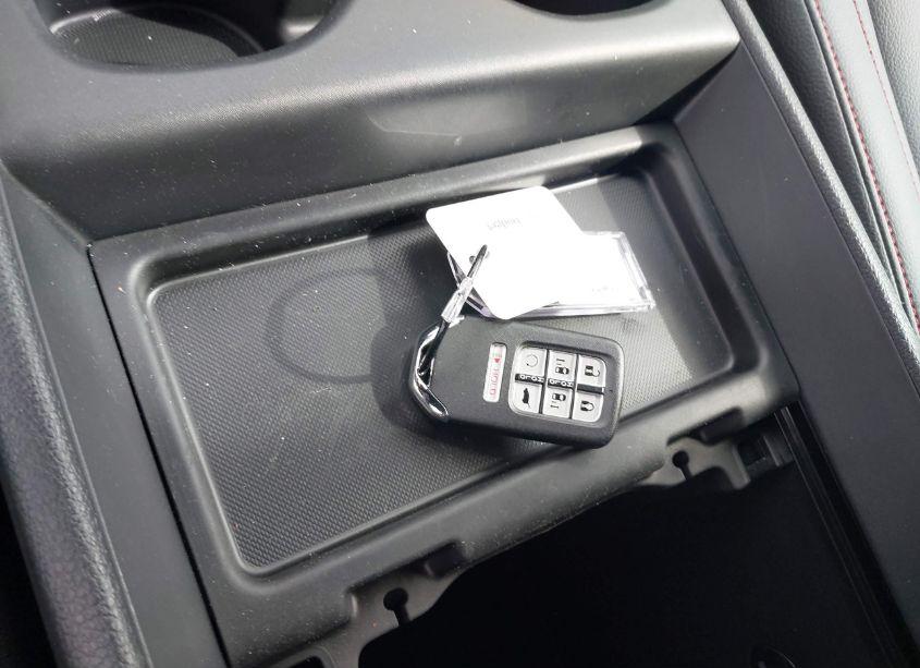 Photo 11 of 2024 Honda Odyssey SPORT (VIN 5FNRL6H73RB041014)