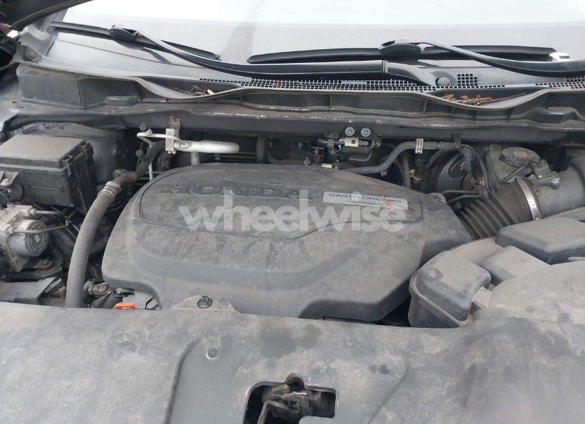 Photo 10 of 2018 Honda Odyssey EX-L (VIN 5FNRL6H74JB062295)