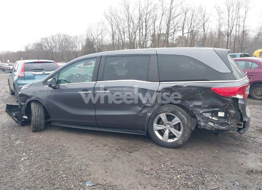 Photo 14 of 2018 Honda Odyssey EX-L (VIN 5FNRL6H74JB062295)