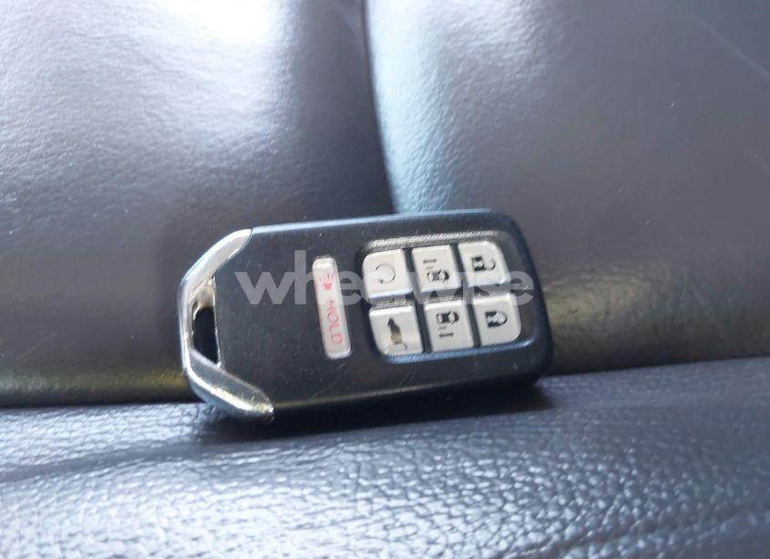 Photo 11 of 2018 Honda Odyssey EX-L (VIN 5FNRL6H74JB082417)