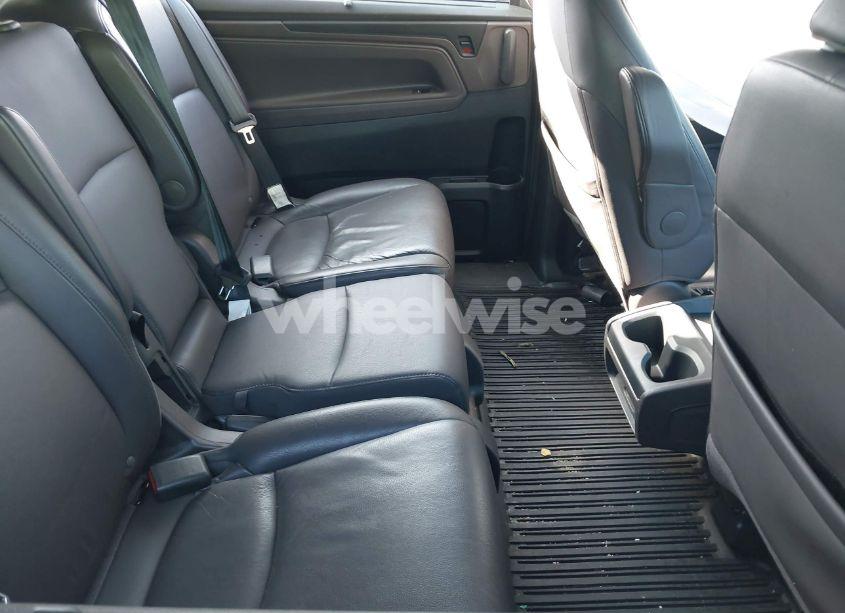 Photo 8 of 2018 Honda Odyssey EX-L (VIN 5FNRL6H74JB082417)