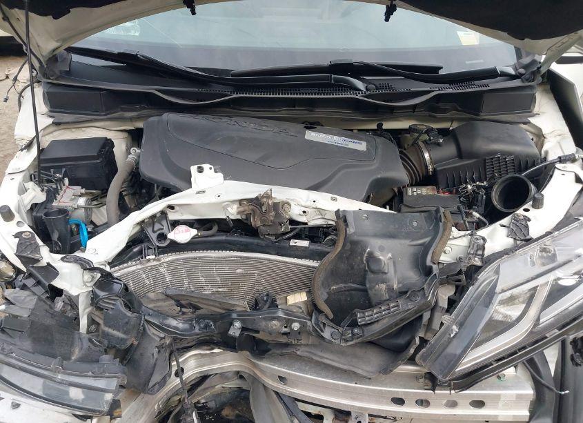 Photo 10 of 2019 Honda Odyssey EX-L (VIN 5FNRL6H74KB034773)