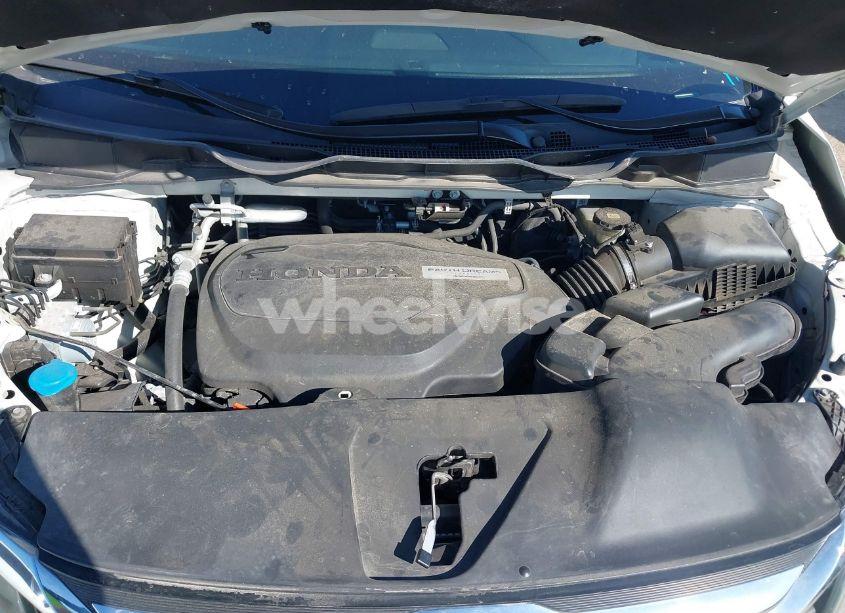 Photo 10 of 2019 Honda Odyssey EX-L (VIN 5FNRL6H74KB047698)