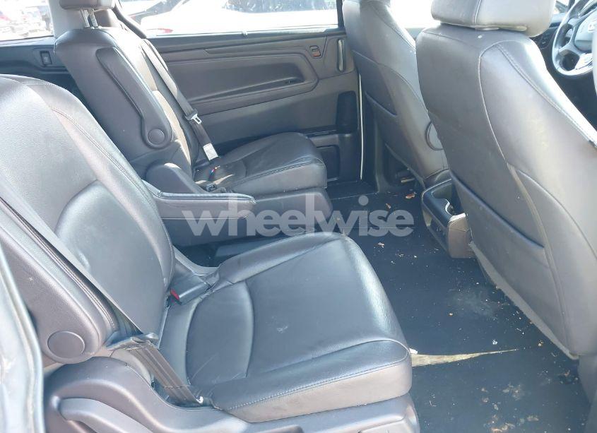 Photo 8 of 2019 Honda Odyssey EX-L (VIN 5FNRL6H74KB047698)