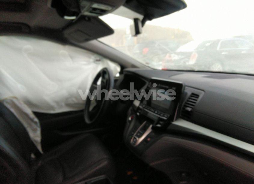 Photo 5 of 2019 Honda Odyssey EX-L (VIN 5FNRL6H74KB071662)