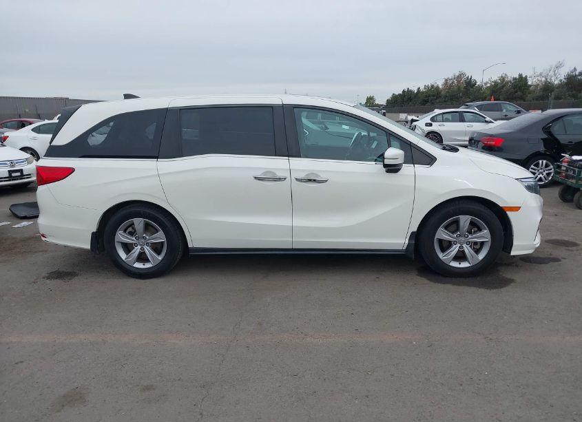 Photo 13 of 2019 Honda Odyssey EX-L (VIN 5FNRL6H74KB096674)