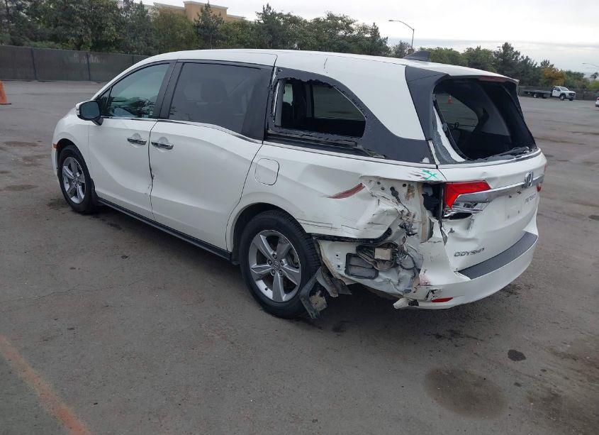 Photo 3 of 2019 Honda Odyssey EX-L (VIN 5FNRL6H74KB096674)