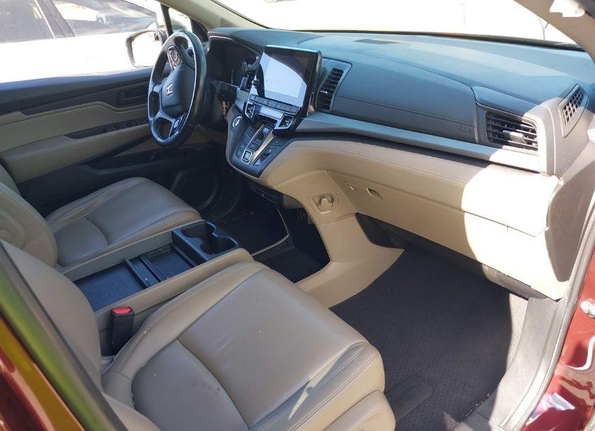 Photo 5 of 2019 Honda Odyssey EX-L (VIN 5FNRL6H74KB129642)
