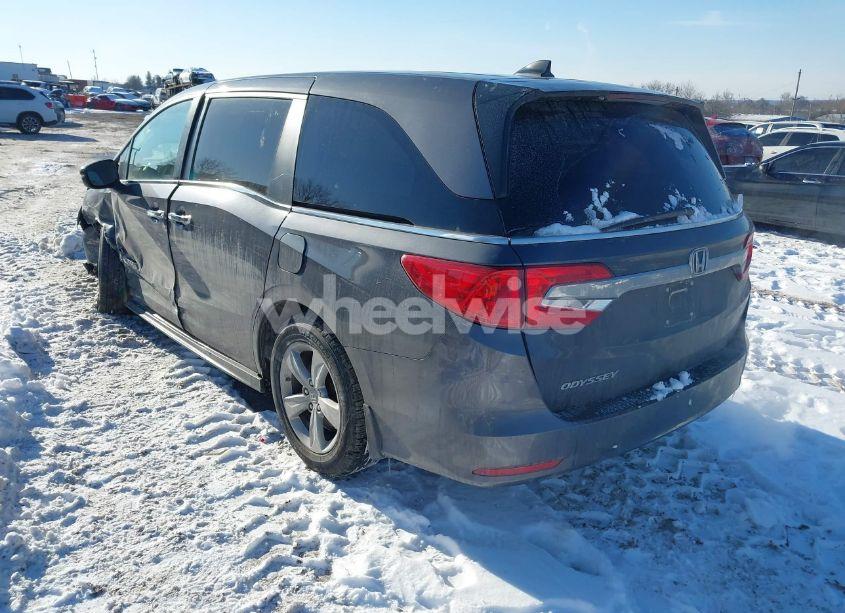 Photo 3 of 2020 Honda Odyssey EX-L/EX-L W/NAVI RES (VIN 5FNRL6H74LB046049)