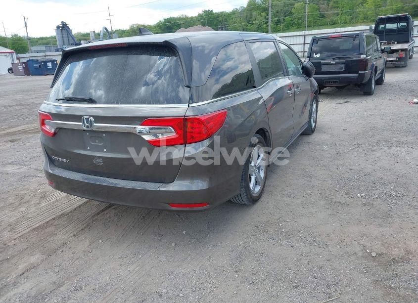 Photo 4 of 2020 Honda Odyssey EX-L/EX-L W/NAVI RES (VIN 5FNRL6H74LB051994)