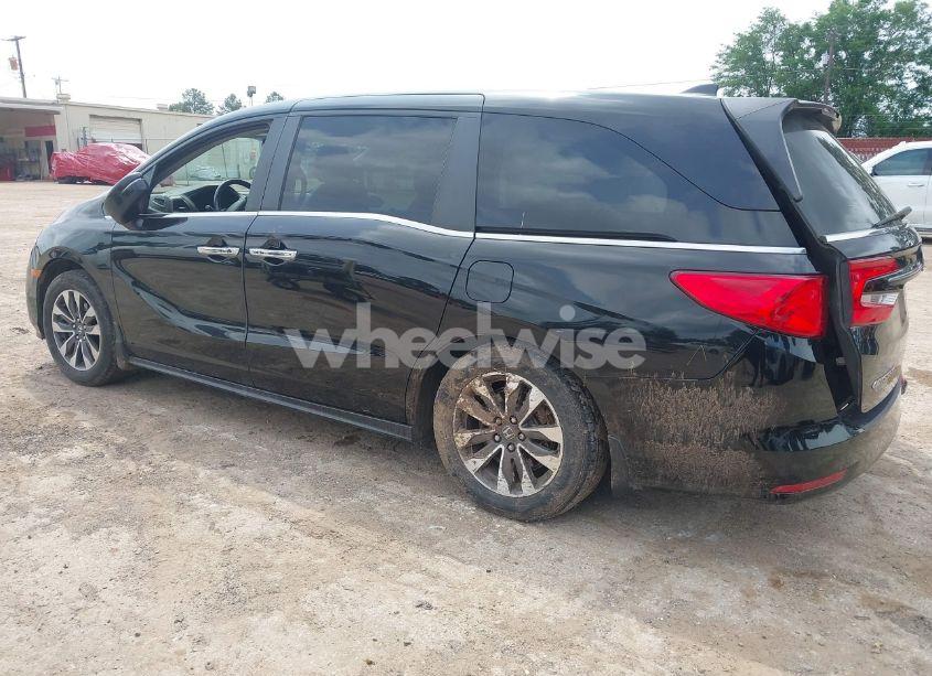 Photo 3 of 2022 Honda Odyssey EX-L (VIN 5FNRL6H74NB012115)