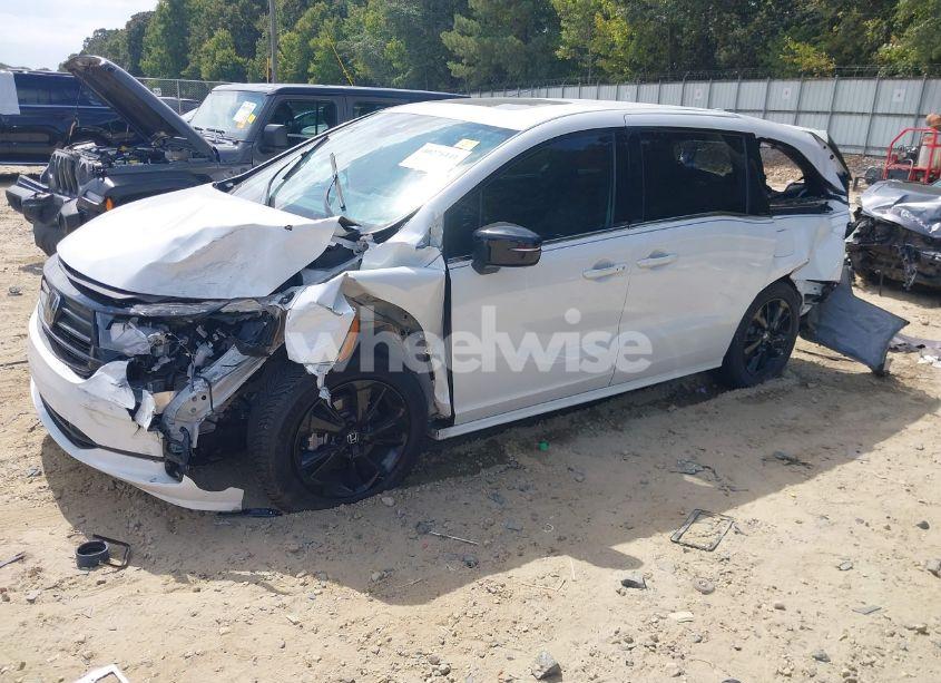 Photo 2 of 2023 Honda Odyssey SPORT (VIN 5FNRL6H74PB021710)