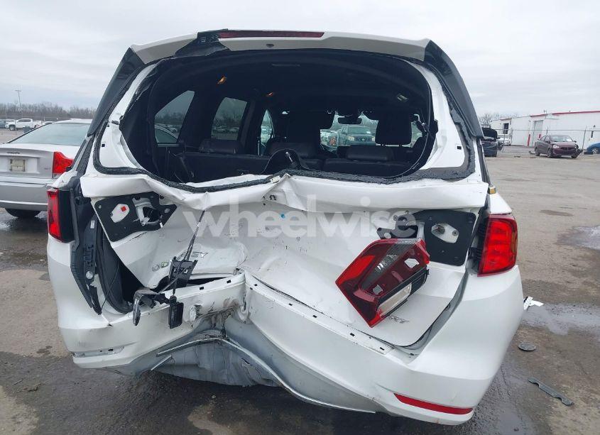 Photo 6 of 2024 Honda Odyssey SPORT (VIN 5FNRL6H74RB069338)