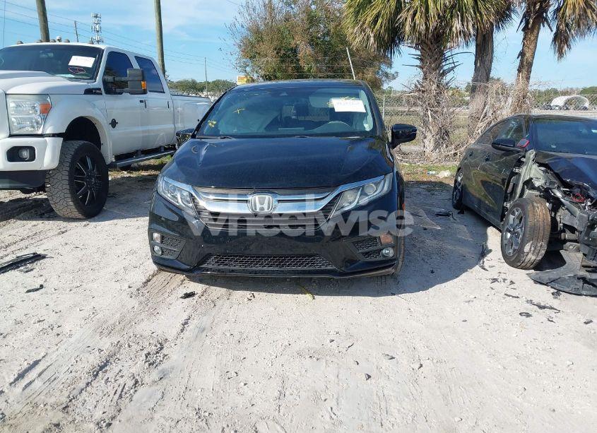 Photo 12 of 2018 Honda Odyssey EX-L (VIN 5FNRL6H75JB003885)