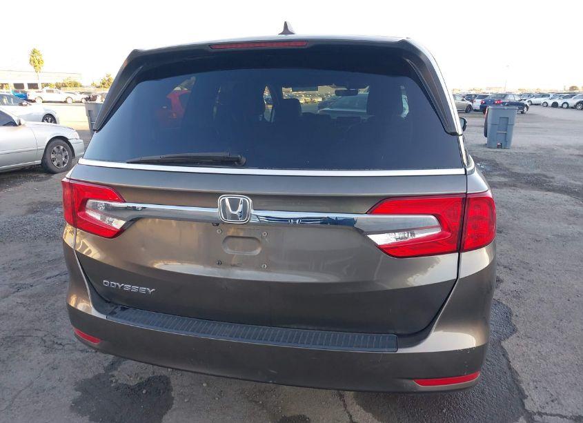 Photo 16 of 2018 Honda Odyssey EX-L (VIN 5FNRL6H75JB035915)
