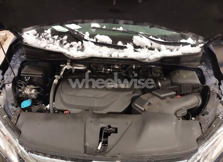 Photo 10 of 2018 Honda Odyssey EX-L (VIN 5FNRL6H75JB041861)