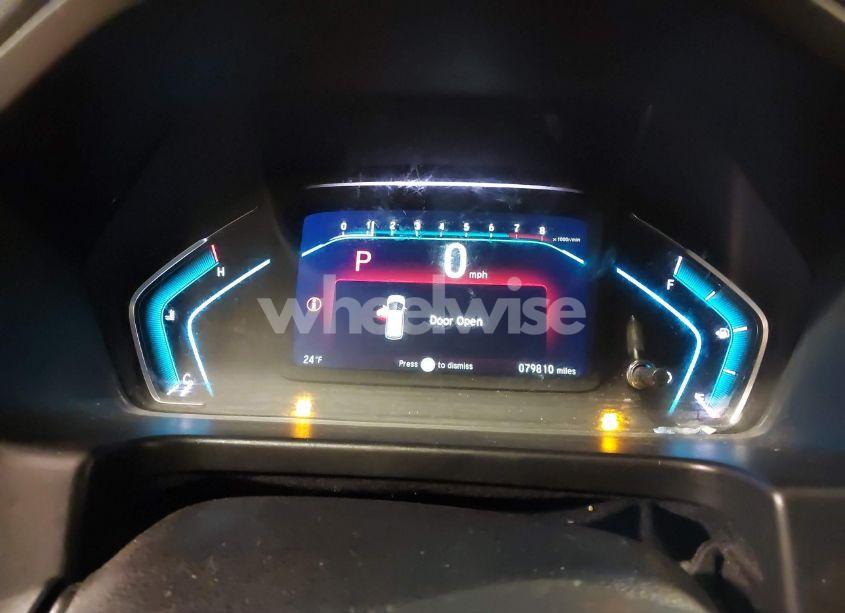 Photo 7 of 2018 Honda Odyssey EX-L (VIN 5FNRL6H75JB041861)