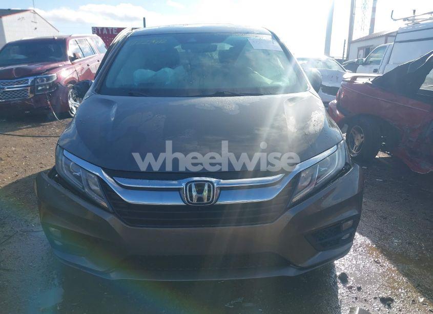 Photo 12 of 2018 Honda Odyssey EX-L (VIN 5FNRL6H75JB048258)