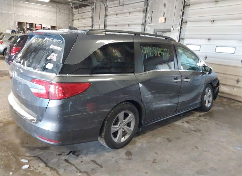 Photo 13 of 2018 Honda Odyssey EX-L (VIN 5FNRL6H75JB090266)