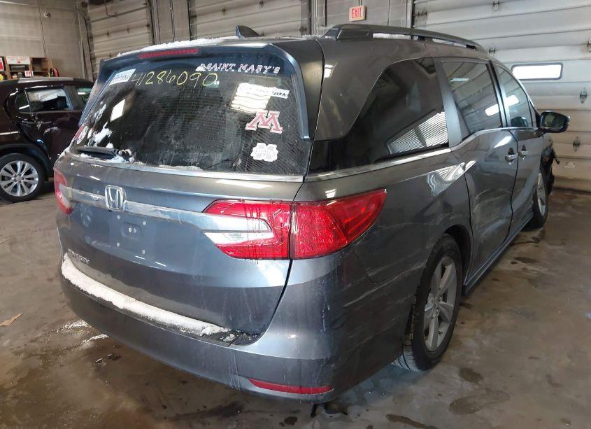 Photo 4 of 2018 Honda Odyssey EX-L (VIN 5FNRL6H75JB090266)