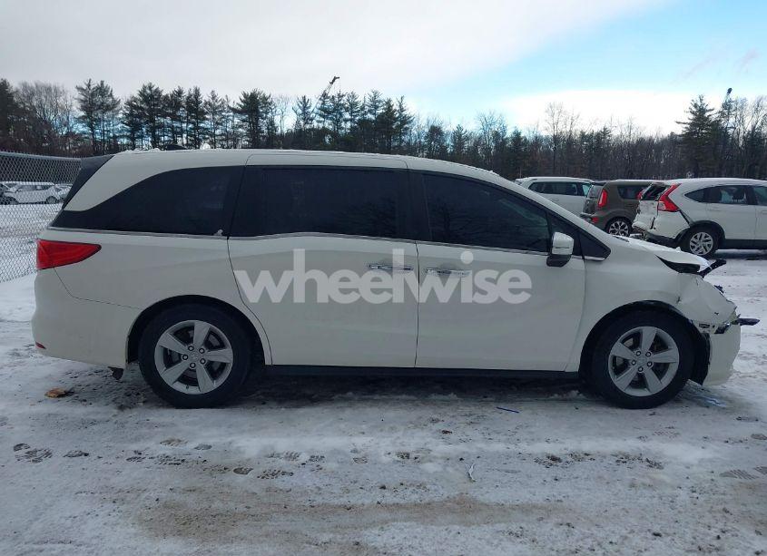 Photo 13 of 2019 Honda Odyssey EX-L (VIN 5FNRL6H75KB031039)