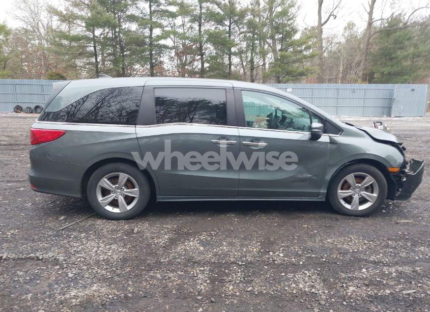 Photo 13 of 2019 Honda Odyssey EX-L (VIN 5FNRL6H75KB046477)