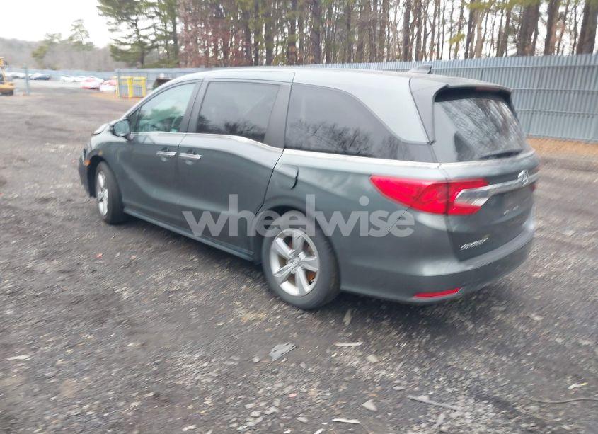 Photo 3 of 2019 Honda Odyssey EX-L (VIN 5FNRL6H75KB046477)