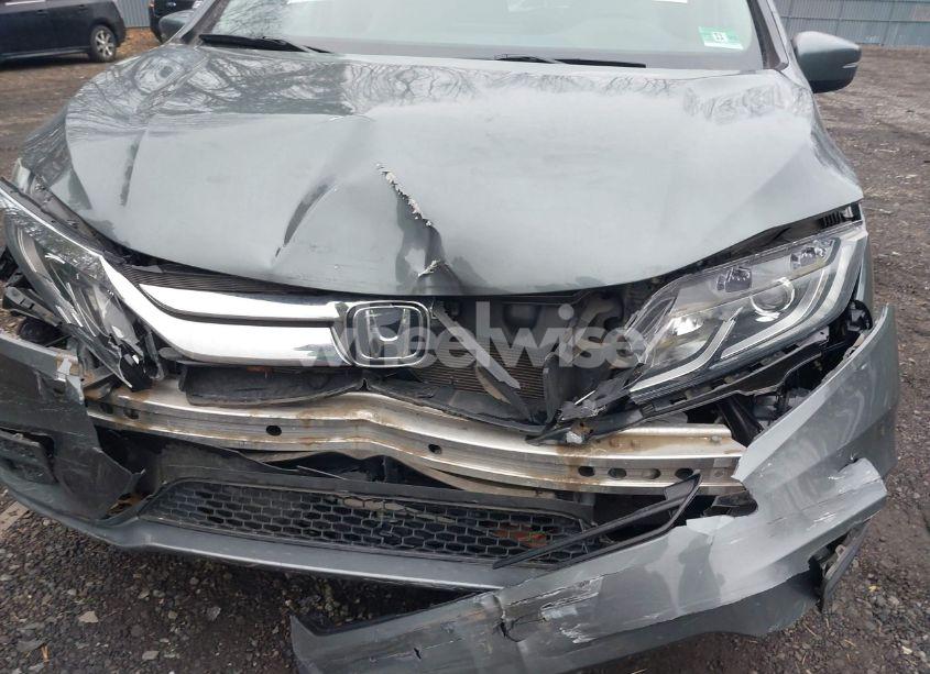 Photo 6 of 2019 Honda Odyssey EX-L (VIN 5FNRL6H75KB046477)