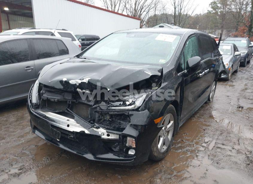 Photo 2 of 2019 Honda Odyssey EX-L (VIN 5FNRL6H75KB087076)