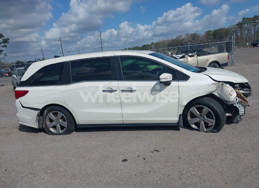 Photo 13 of 2019 Honda Odyssey EX-L (VIN 5FNRL6H75KB119721)