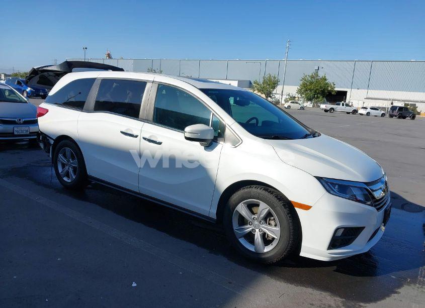 2020 Honda Odyssey EX-L/EX-L W/NAVI RES (VIN 5FNRL6H75LB051843) main photo