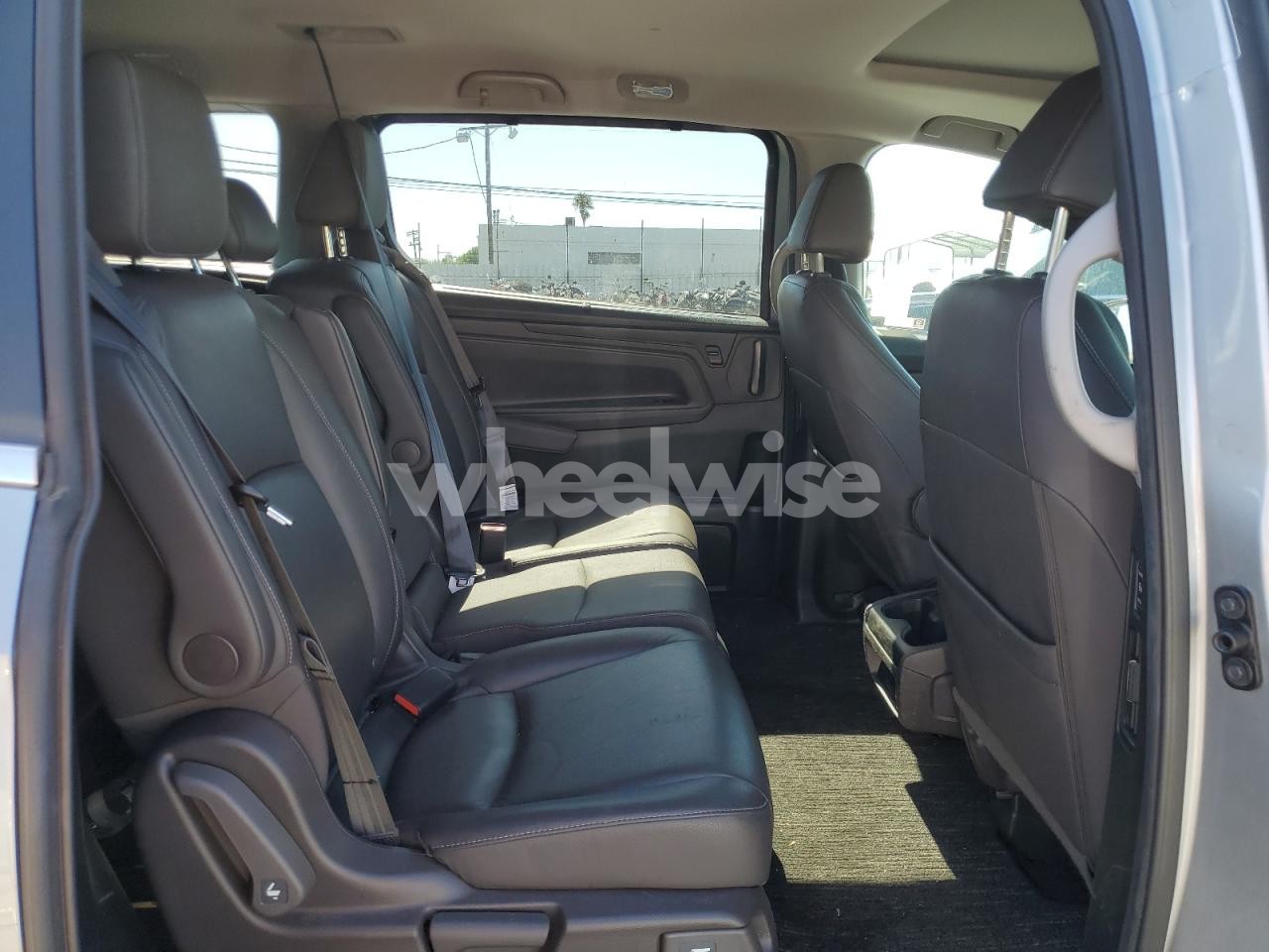 Photo 11 of 2021 HONDA ODYSSEY EXL (VIN 5FNRL6H75MB005995)