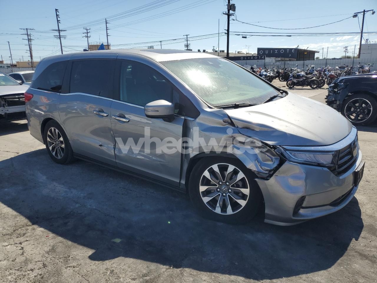 Photo 4 of 2021 HONDA ODYSSEY EXL (VIN 5FNRL6H75MB005995)