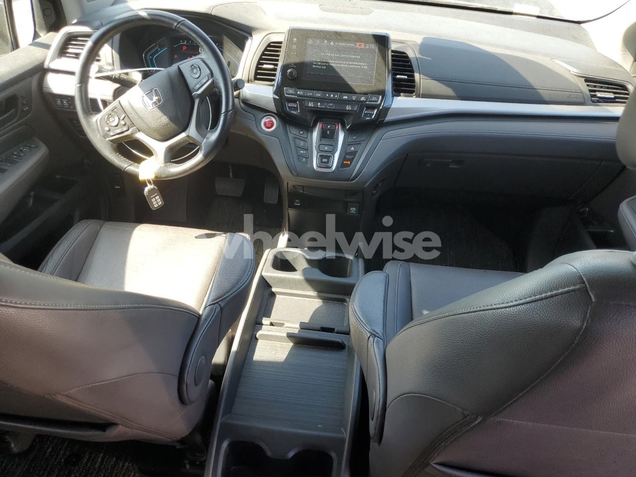 Photo 8 of 2021 HONDA ODYSSEY EXL (VIN 5FNRL6H75MB005995)