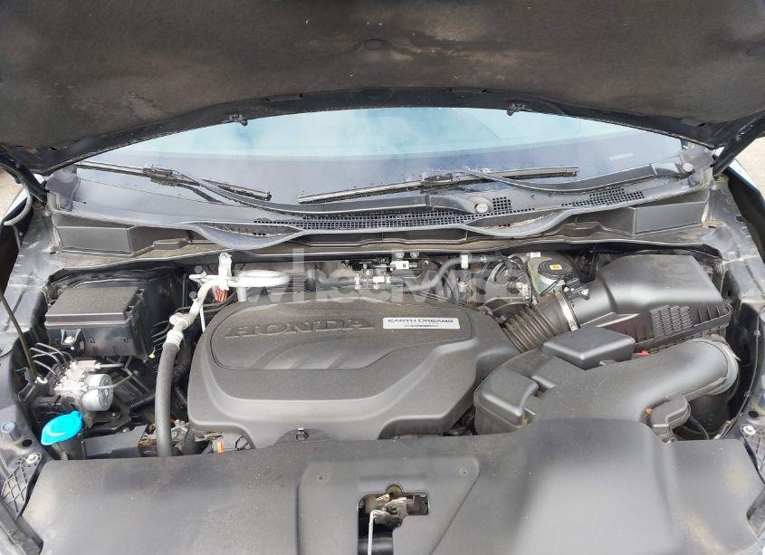 Photo 10 of 2018 Honda Odyssey EX-L (VIN 5FNRL6H76JB004527)