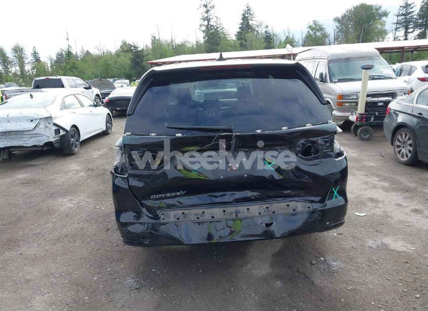 Photo 17 of 2018 Honda Odyssey EX-L (VIN 5FNRL6H76JB004527)