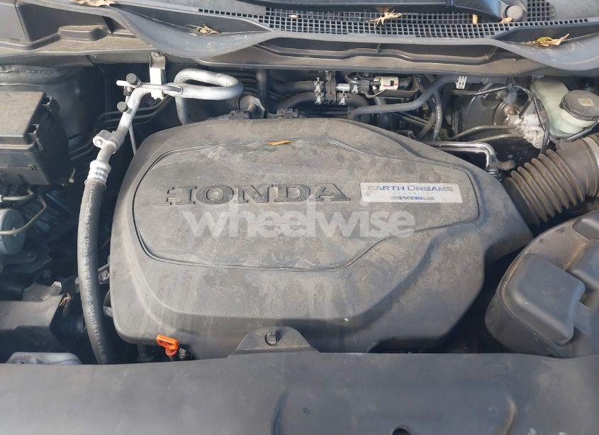 Photo 10 of 2018 Honda Odyssey EX-L (VIN 5FNRL6H76JB023949)