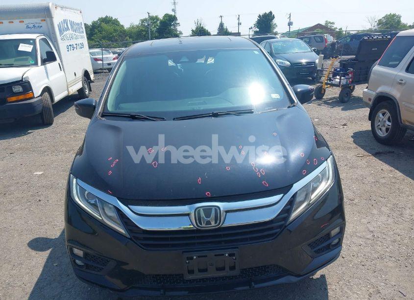 Photo 12 of 2018 Honda Odyssey EX-L (VIN 5FNRL6H76JB032182)