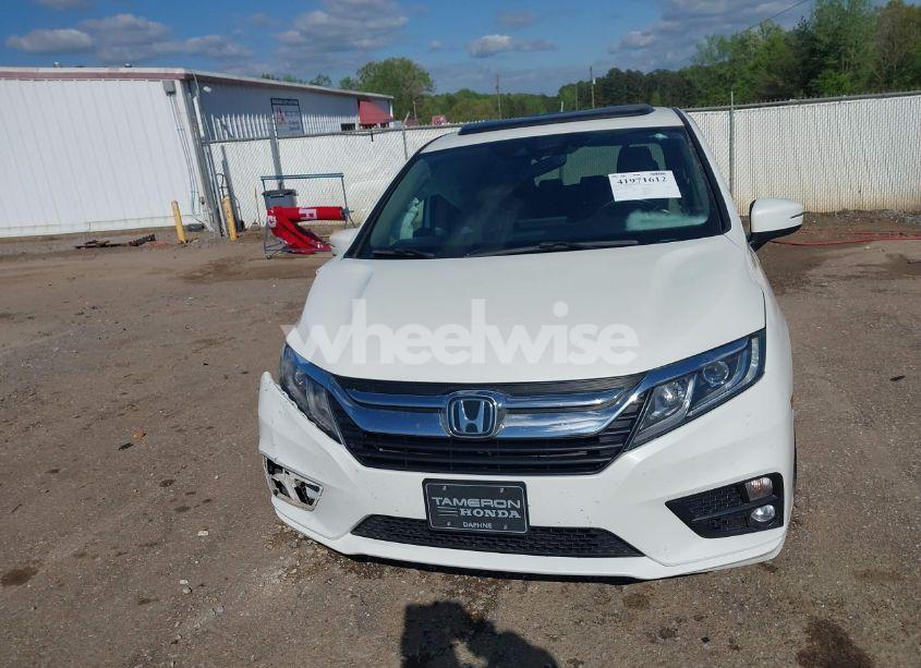 Photo 12 of 2018 Honda Odyssey EX-L (VIN 5FNRL6H76JB055283)